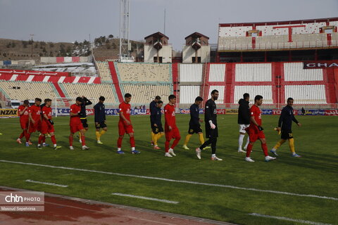 لیگ برتر فوتبال؛ تراکتور و سپاهان