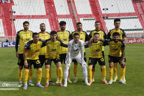 لیگ برتر فوتبال؛ تراکتور و سپاهان