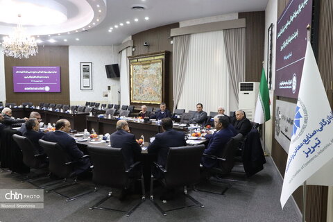 دیدار مدیرکل میراث فرهنگی استان آذربایجان شرقی با هیئت نمایندگان اتاق بازرگانی تبریز