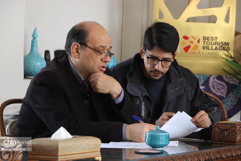 جلسه ستاد دهه فجر با حضور مدیرکل میراث فرهنگی استان آذربایجان شرقی