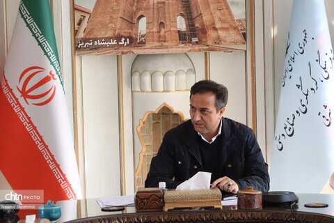 جلسه ستاد دهه فجر با حضور مدیرکل میراث فرهنگی استان آذربایجان شرقی