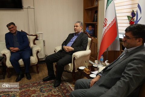دیدار آقای ندایی با استاندار چهارمحال و بختیاری