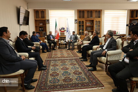 دیدار آقای ندایی با استاندار چهارمحال و بختیاری