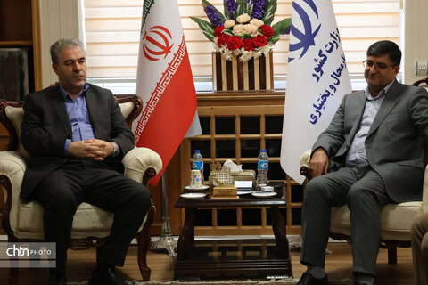 دیدار آقای ندایی با استاندار چهارمحال و بختیاری