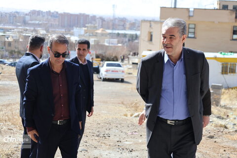 بازدید آقای ندایی از موزه بزرگ چهارمحال و بختیاری