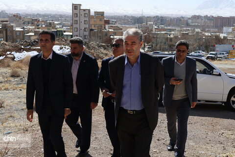 بازدید آقای ندایی از موزه بزرگ چهارمحال و بختیاری