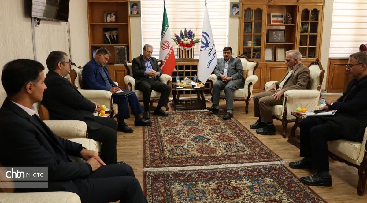 معاون هماهنگی امور اقتصادی استاندار چهارمحال و بختیاری: چهارمحال و بختیاری گنجینه‌ای از ظرفیت‌های میراث‌فرهنگی، گردشگری و صنایع‌دستی دارد