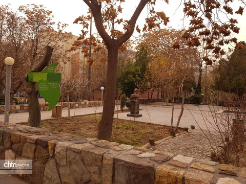 بوستان ورشو یکی از پارک های دنج تهران