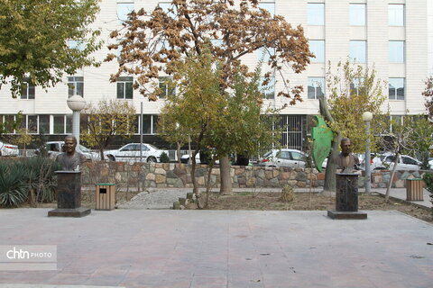 بوستان ورشو یکی از پارک های دنج تهران