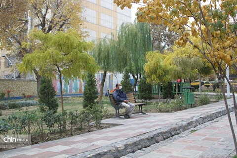 بوستان ورشو یکی از پارک های دنج تهران