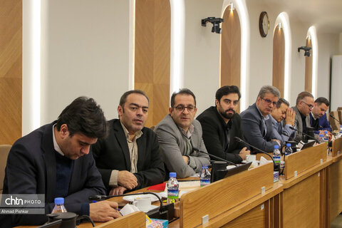 نشست اعضای انجمن دفاتر مسافرت هوایی و جهانگردی ایران با وزیر میراث فرهنگی، گردشگری و صنایع دستی