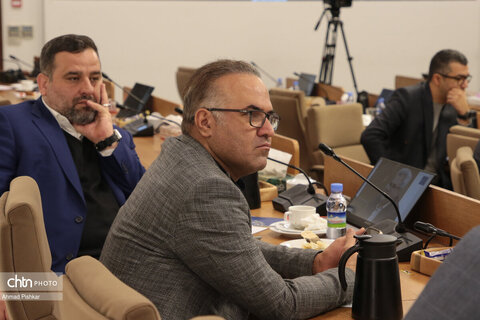 نشست اعضای انجمن دفاتر مسافرت هوایی و جهانگردی ایران با وزیر میراث فرهنگی، گردشگری و صنایع دستی