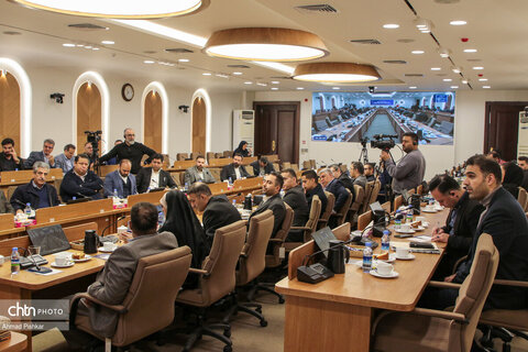 نشست اعضای انجمن دفاتر مسافرت هوایی و جهانگردی ایران با وزیر میراث فرهنگی، گردشگری و صنایع دستی