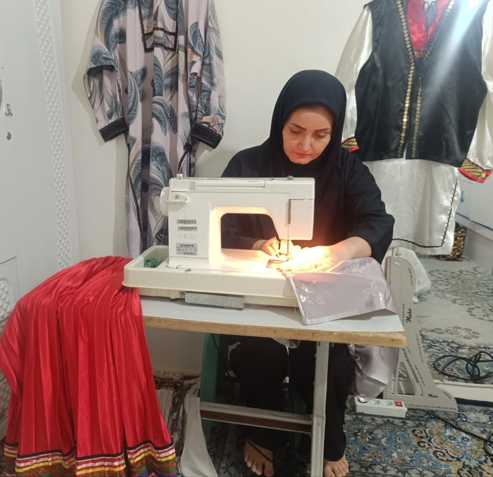 بازدید از کارگاه‌های صنایع‌دستی طارم با هدف حمایت و پرداخت تسهیلات به صنعتگران