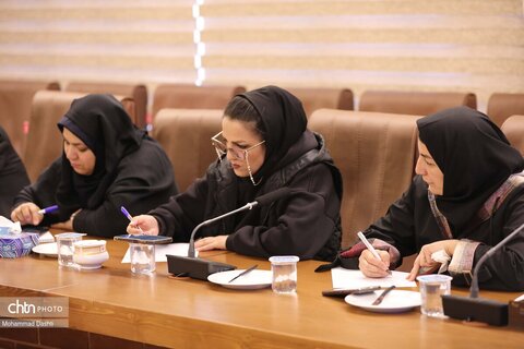 نشست خبری مدیرکل میراث‌فرهنگی، گردشگری و صنایع‌دستی استان اردبیل