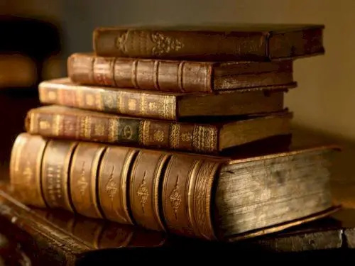 کتاب؛ میراث مکتوب هویت ایرانی از کهن‌دوران تا عصر دیجیتال/ سرمایه فرهنگی ایران در گذر تحولات تاریخی و اجتماعی