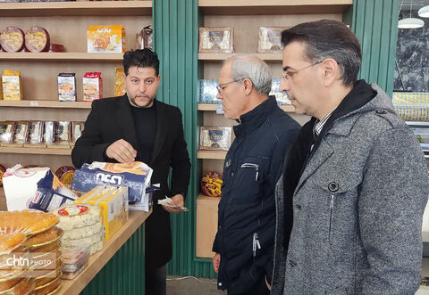 کارشناسان گردشگری از مجتمع‌های بین‌راهی قم بازدید کردند