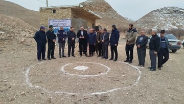 آغاز عملیات اجرایی کمپینگ اقامتی روستای قلعه‌جوق فامنین  