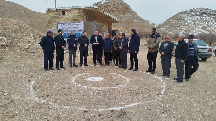 آغاز عملیات اجرایی کمپینگ اقامتی روستای قلعه‌جوق فامنین  