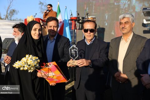 هشتمین جشنواره گل نرگس کازرون