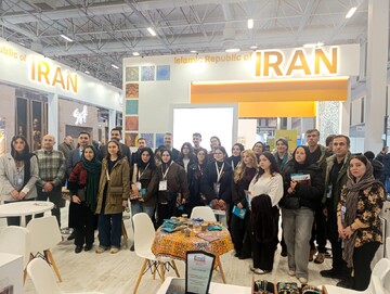 بازدید دانشجویان دانشگاه کُجائِلی استانبول از پاویون ایران در امیت ۲۰۲۶