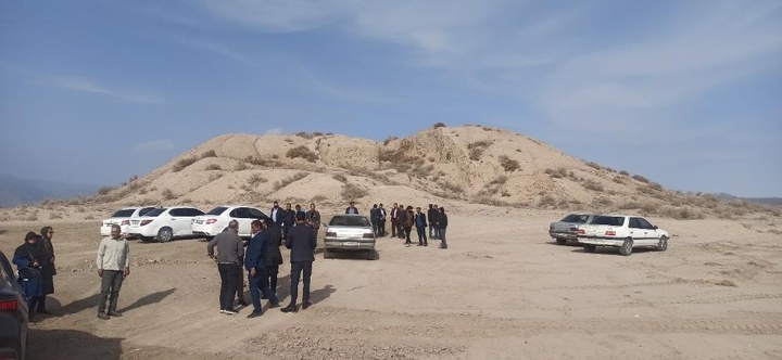 بازدید رئیس پژوهشگاه میراث‌فرهنگی از آثار تاریخی جنوب کرمان/ برنامه‌ریزی برای انجام پژوهش‌های باستان‌شناسی