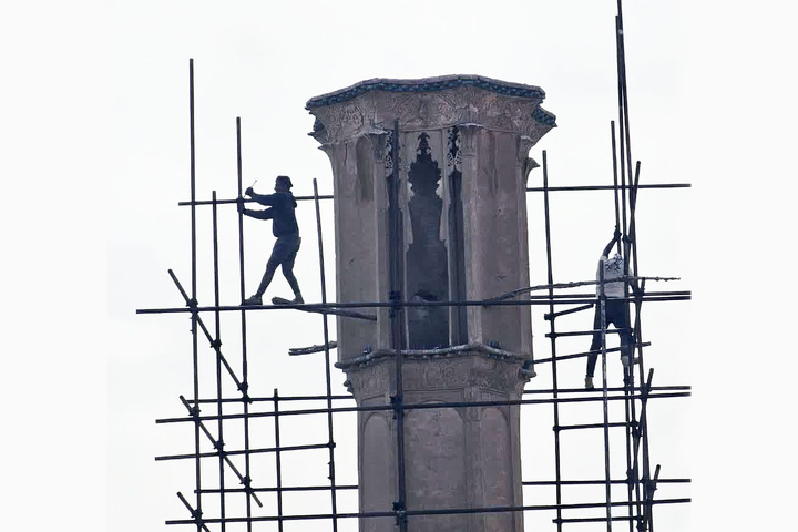 آغاز مرحله دوم عملیات مرمت بادگیرهای خانه تاریخی بروجردی‌های کاشان