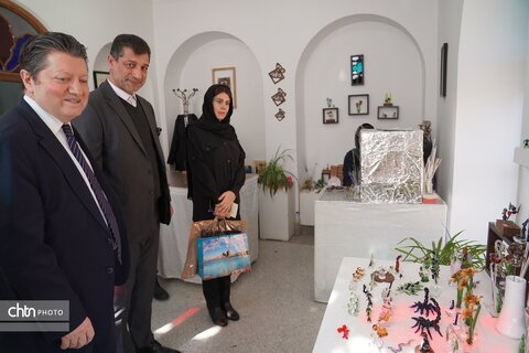 بازدید سرکنسول ترکیه در ارومیه از مدرسه هدایت