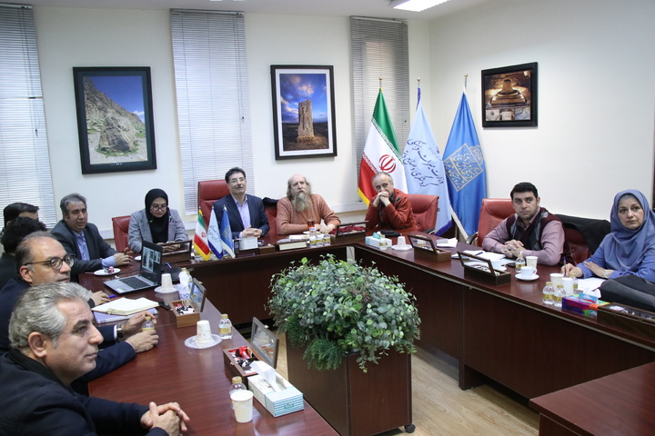 پنجمین جلسه بررسی عمارت خسرو آباد سنندج به‌منظور راه‌اندازی کاخ موزه خسروآباد برگزار شد