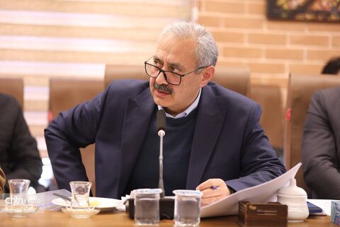 نشست وزیر میراث فرهنگی با اعضای مجمع نمایندگان استان اردبیل