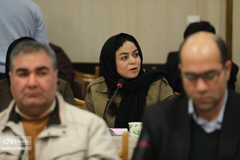 نشست صمیمی وزیر میراث فرهنگی با فعالان حوزه میراث فرهنگی،گردشگری و صنایع دستی اردبیل