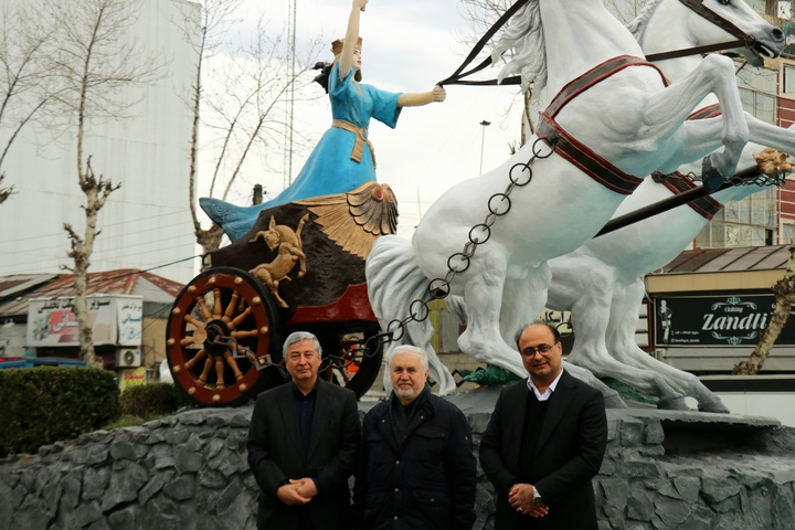 مجسمه آناهیتا