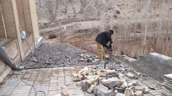 آغاز عملیات مرمت اضطراری امامزاده شاه‌محمدزید شهرستان سرخه