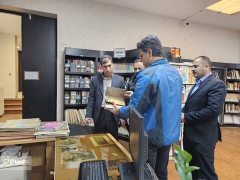 بازدید فرمانده یگان حفاظت میراث‌فرهنگی کشور از موزه‌فرش ایران