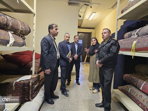 بازدید فرمانده یگان حفاظت میراث‌فرهنگی کشور از موزه‌فرش ایران