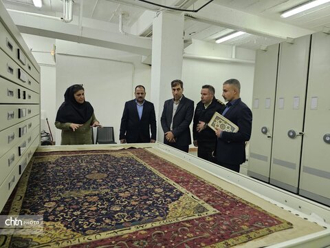 بازدید فرمانده یگان حفاظت میراث‌فرهنگی کشور از موزه‌فرش ایران
