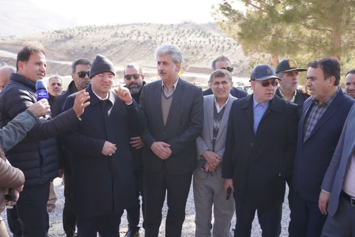 بازدید استاندار آذربایجان‌غربی از روند احداث مجتمع گردشگری و تفریحی پارک استاد هه‌ژار در مهاباد