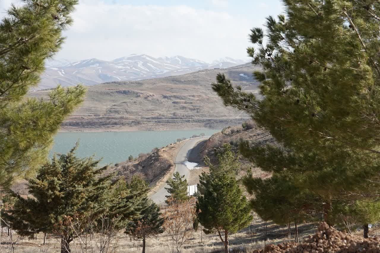 بازدید استاندار آذربایجان‌غربی از روند احداث مجتمع گردشگری و تفریحی پارک استاد هه‌ژار در مهاباد