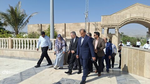 بهره برداری از مجتمع گردشگری در روستای سرخون بندرعباس