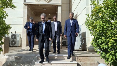 بهره برداری از مجتمع گردشگری در روستای سرخون بندرعباس