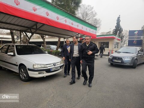 بازدید فرمانده یگان حفاظت میراث‌فرهنگی کشور از موزه‌های آبگینه و هنرهای ملی