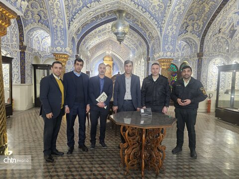 بازدید فرمانده یگان حفاظت میراث‌فرهنگی کشور از موزه‌های آبگینه و هنرهای ملی