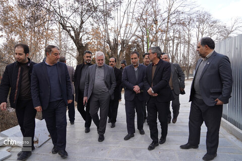 بازدید مدیرعامل صندوق توسعه و احیای بناهای تاریخی و فرهنگی از ظرفیت‌های گردشگری ملایر