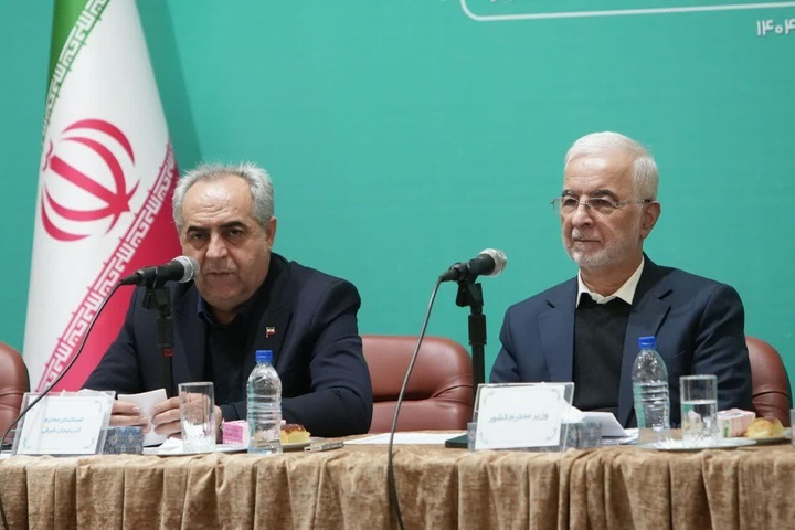 استاندار: ۱۱۰ مجوز بی‌نام سرمایه‌گذاری برای نخستین بار در کشور در آذربایجان شرقی تصویب کرده‌ایم/ دولت قدردان نقش تاریخی و راهبردی مردم آذربایجان در توسعه و آرامش است