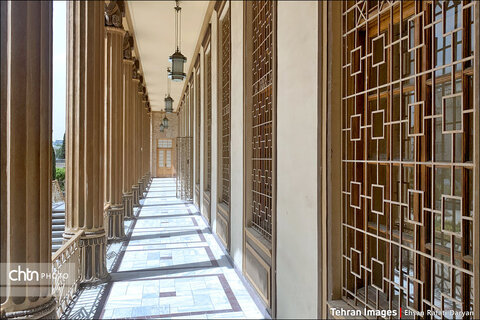 موزه بانک ملی ایران یکی از جاذبه‌های گردشگری تهران در خیابان فردوسی