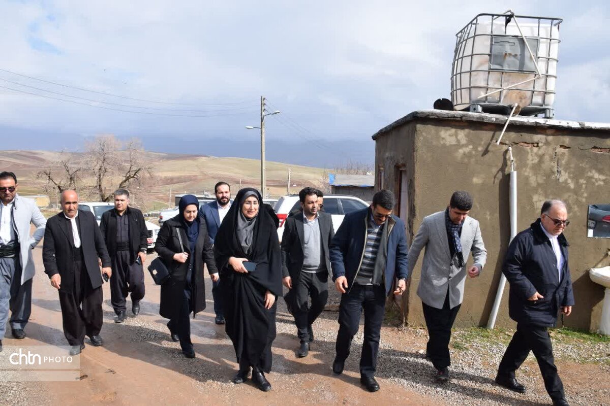 بازدید فرماندار روانسر از اقامتگاه بوم‌گردی «سابات»