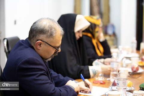 جلسه داوری جایزه ملی صنایع‌دستی در اولین جشنواره صنایع فرهنگی و خلاق ایران برگزار شد