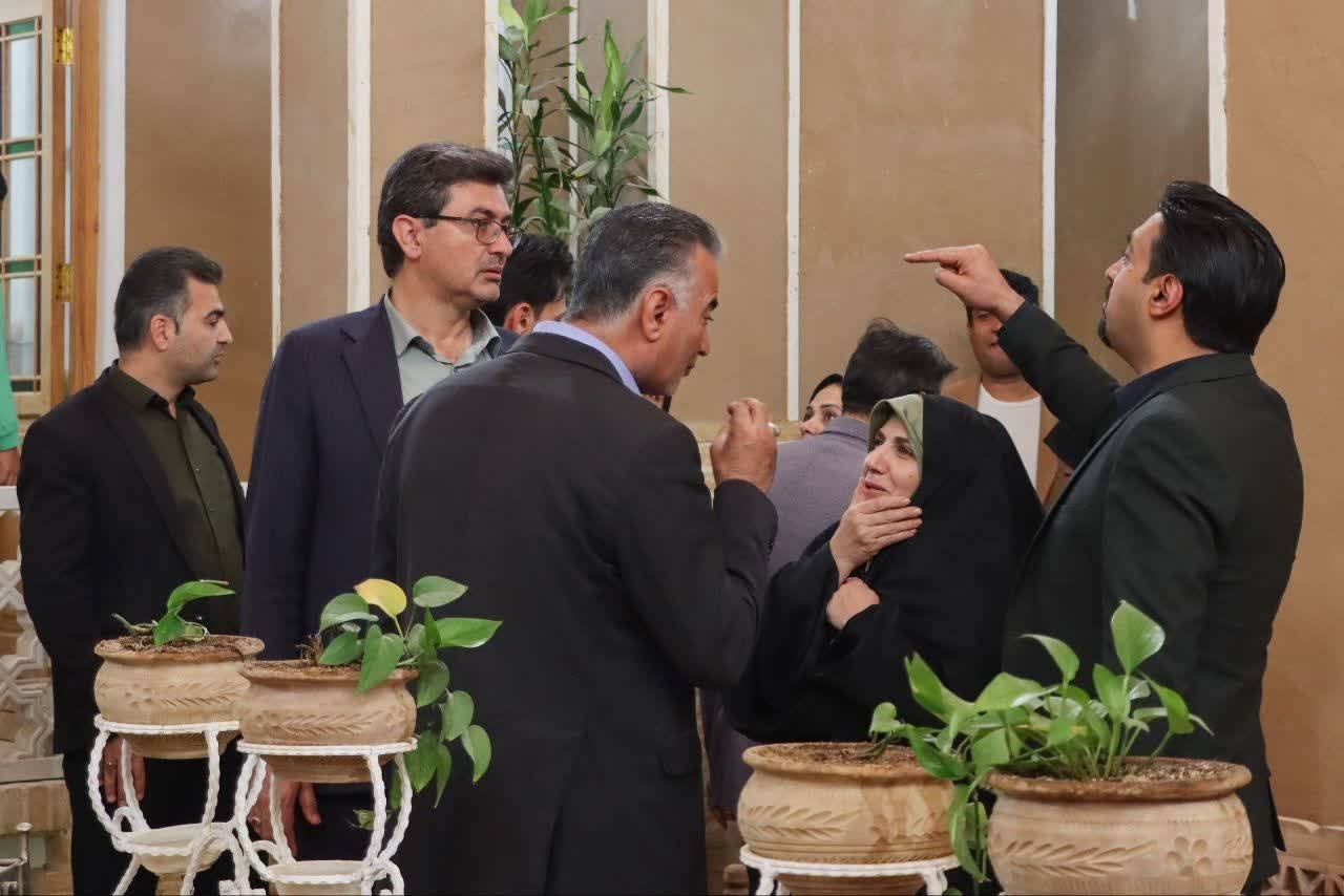 بهره برداری از یک اقامتگاه بوم گردی در میبد با حضور مشاور وزیر میراث فرهنگی