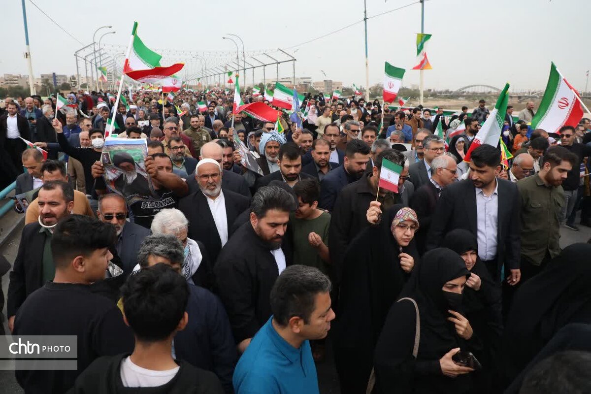 حضور حماسی خوزستانی‌ها در راهپیمایی ۲۲ بهمن/ استاندار: مردم نشان دادند منسجم هستند