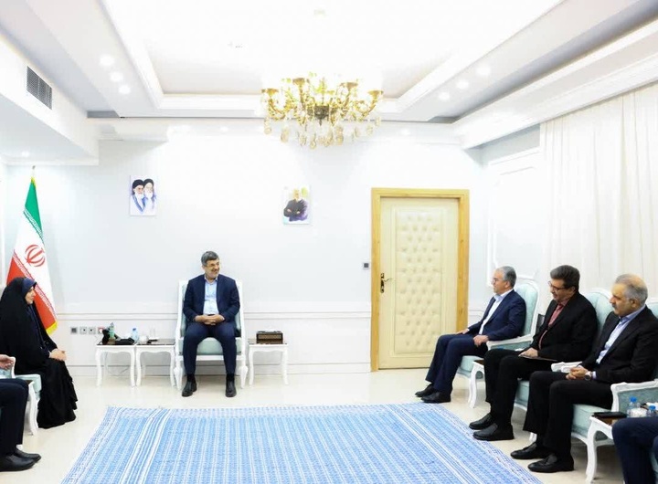 بررسی راهکارهای رونق گردشگری یزد با تأکید بر بسته‌های حمایتی و تشویقی سفر